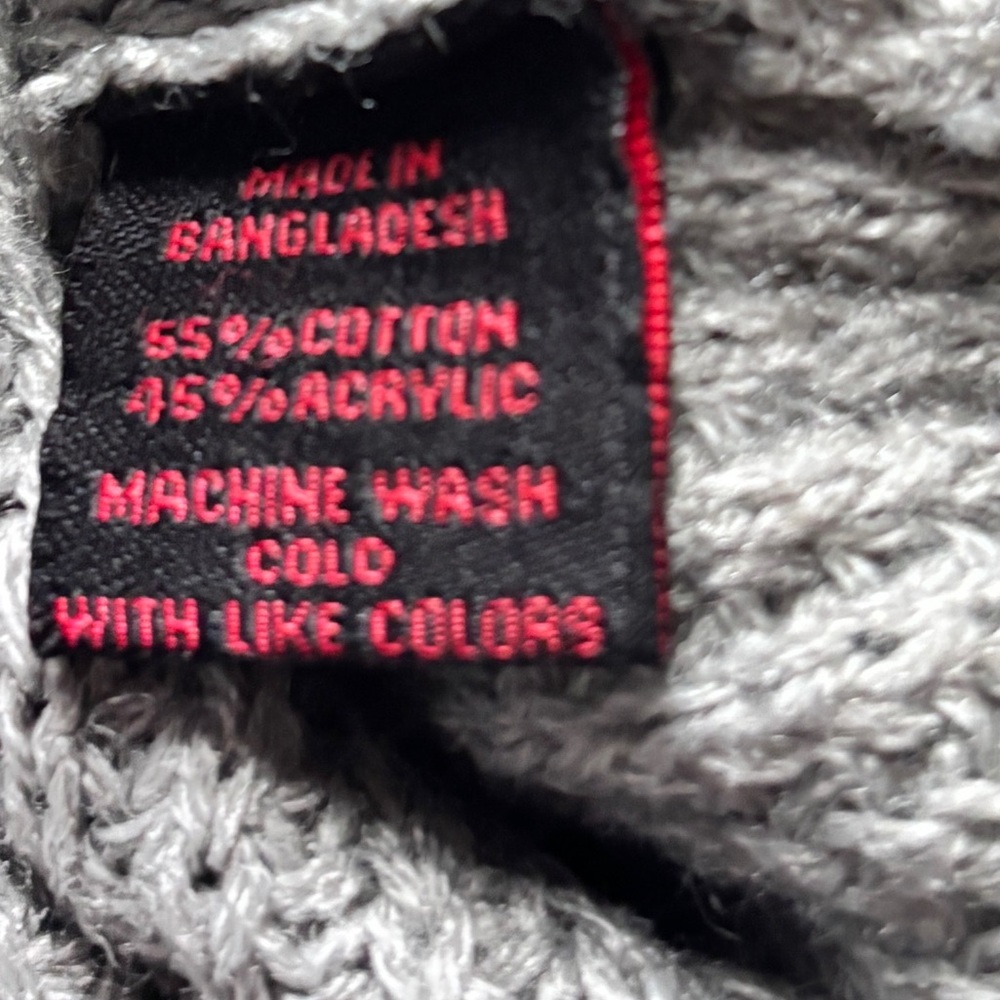 YOKI SWEATER - Picture 10 of 12
